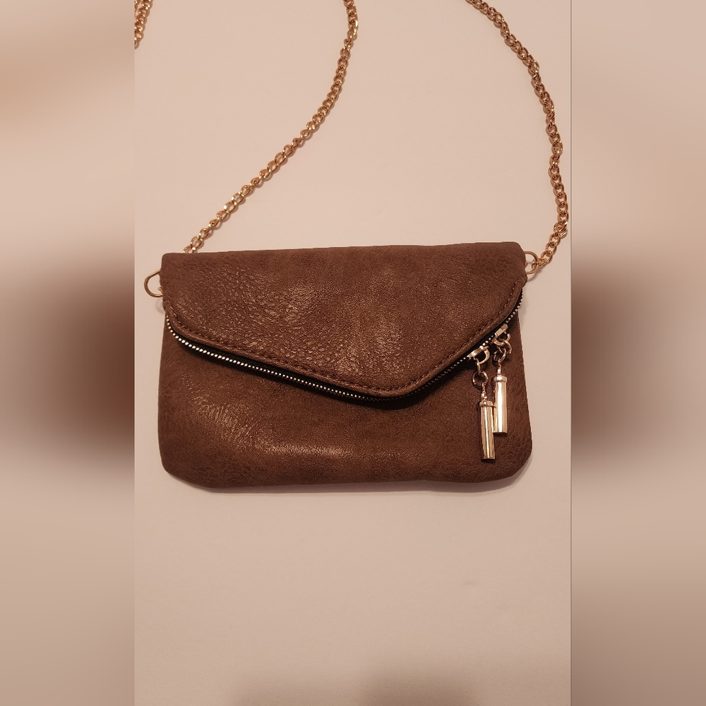 Fold Over Magnetic Zip Purse with Chain Strap